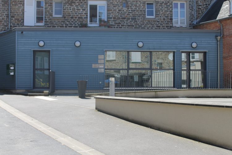 Bâtiment bleu